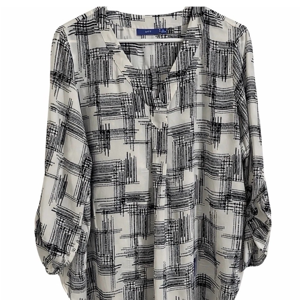 APT. 9 Women’s XL Black White Abstract Print Blouse 3/4 Sleeve Lightweight Top